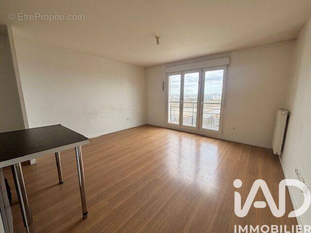 Photo 1 - Appartement à THIAIS