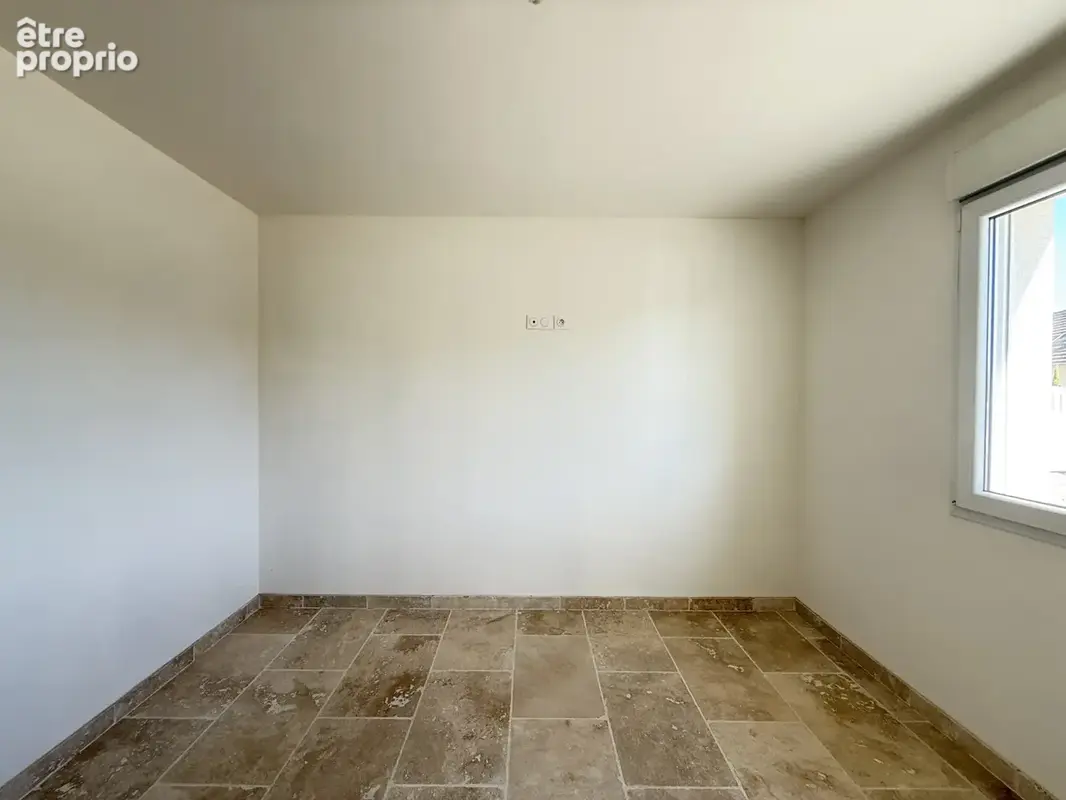 Maison de plain-pied 3 chambres proche du centre de Louhans. - photo 15
