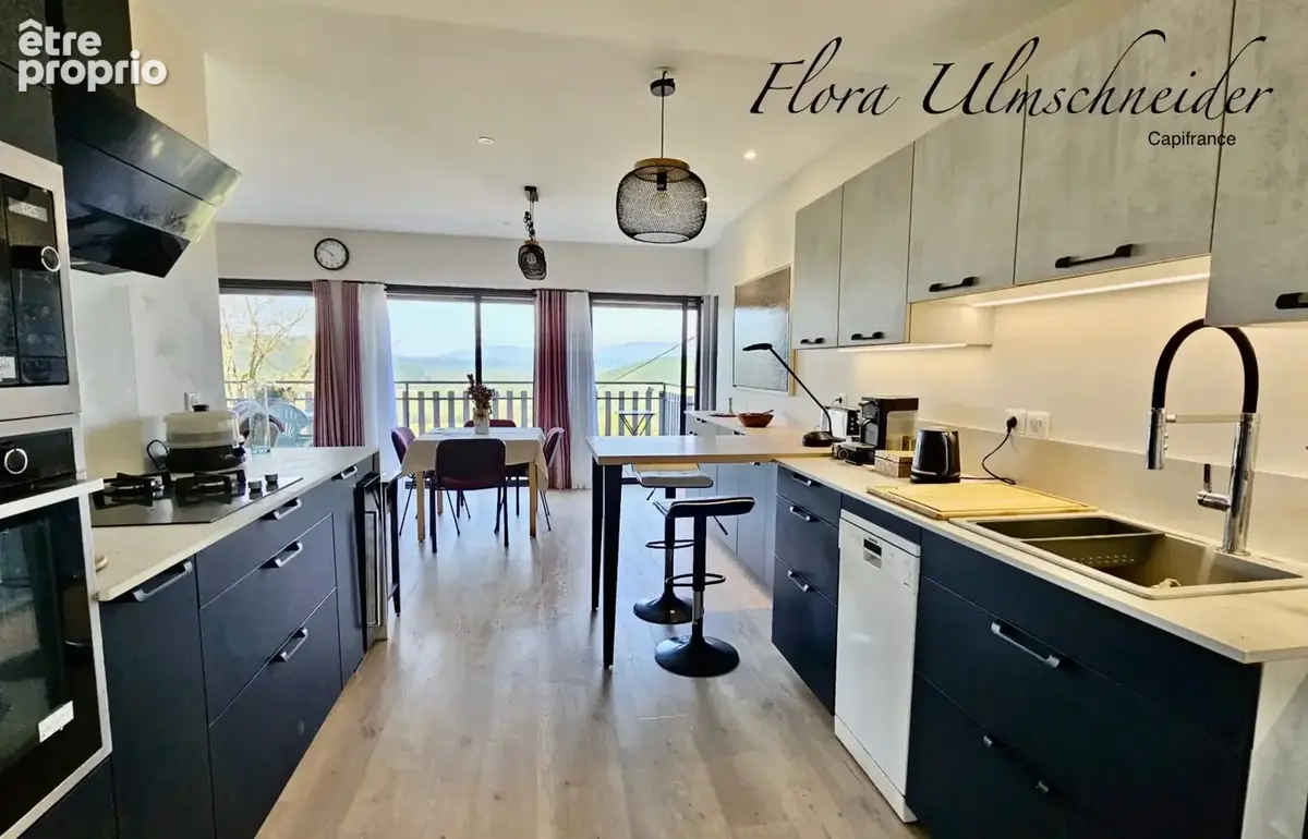 Maison lumineuse d'env. 137 m² avec vue exceptionnelle à vendre à CHINDRIEUX (73). Dépendances, terrain, proche lac du Bourget.  - photo 3