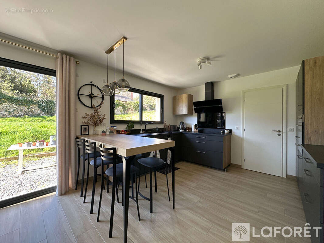Maison Saint Remy Les Chevreuse 6 pièces 122 m2 - photo 6