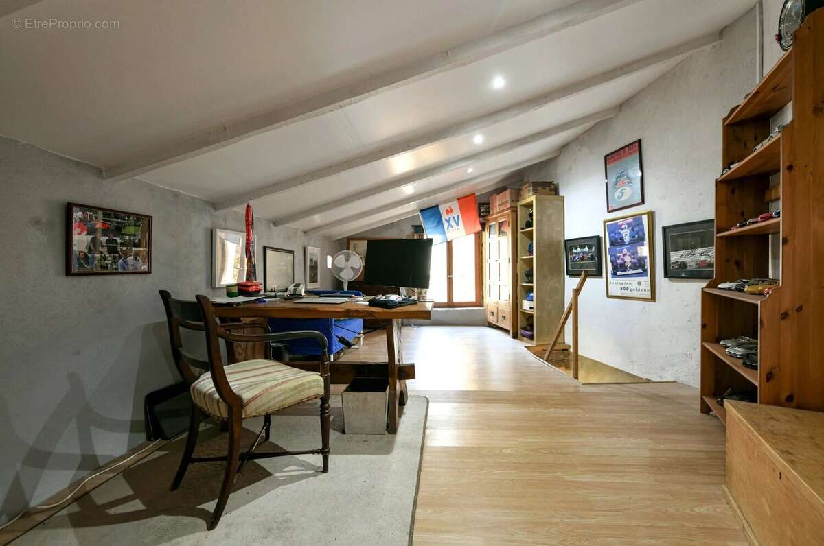 Maison à UZES