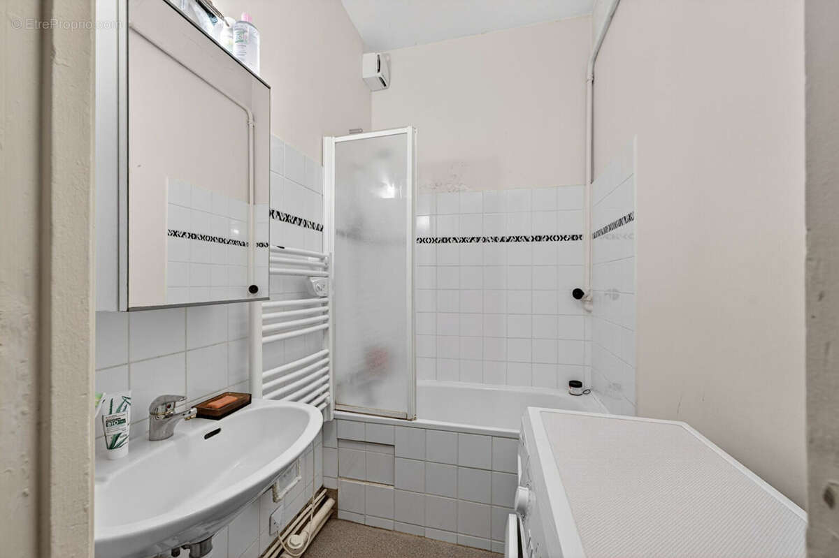 Appartement à PARIS-12E