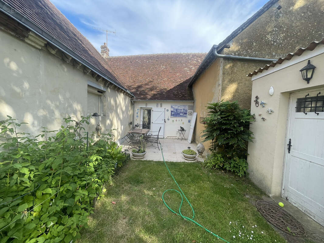 Maison à LES ETILLEUX
