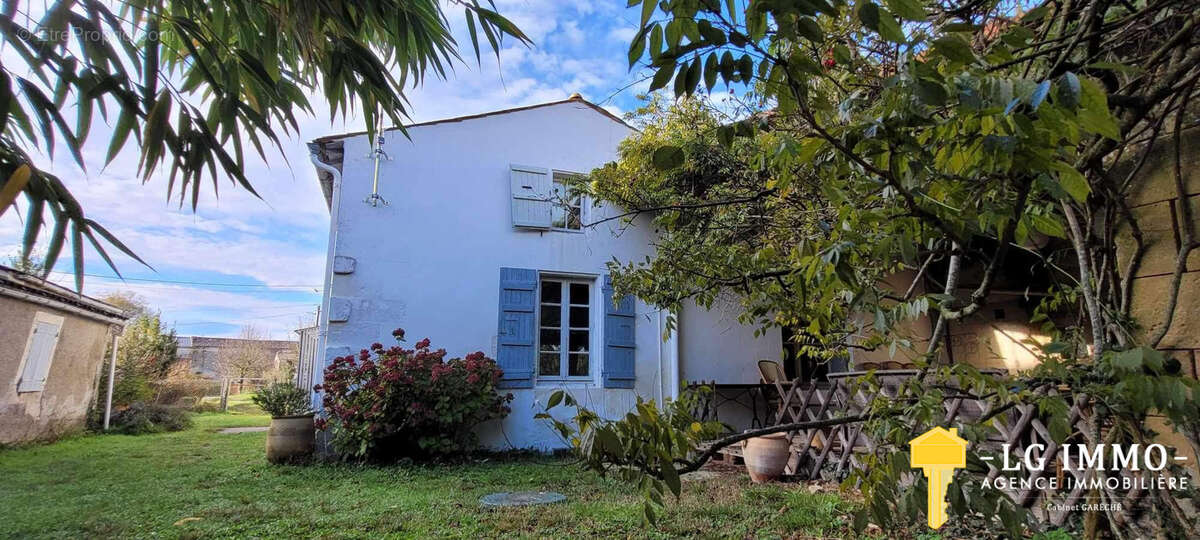 Maison à SAINT-FORT-SUR-GIRONDE