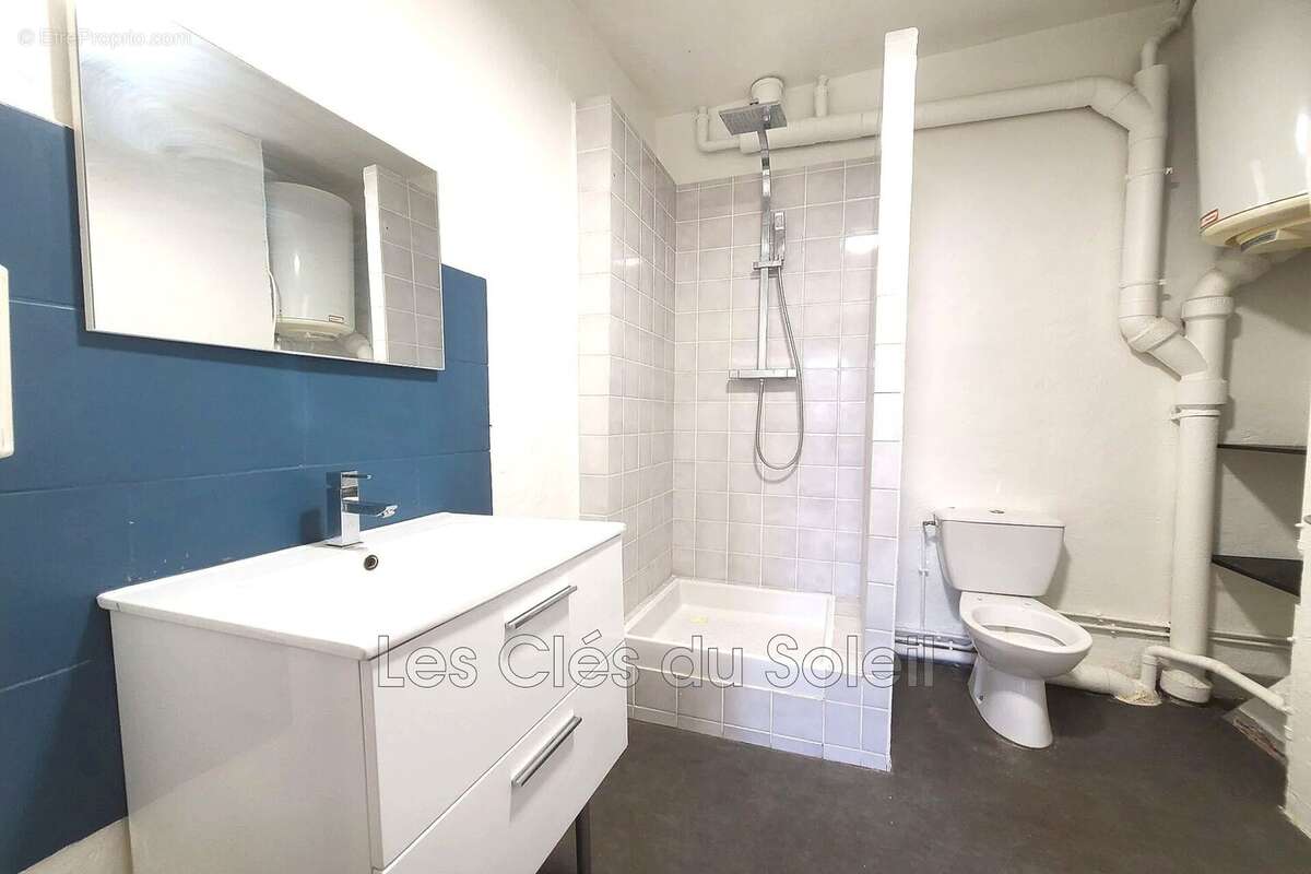 Appartement à CUERS