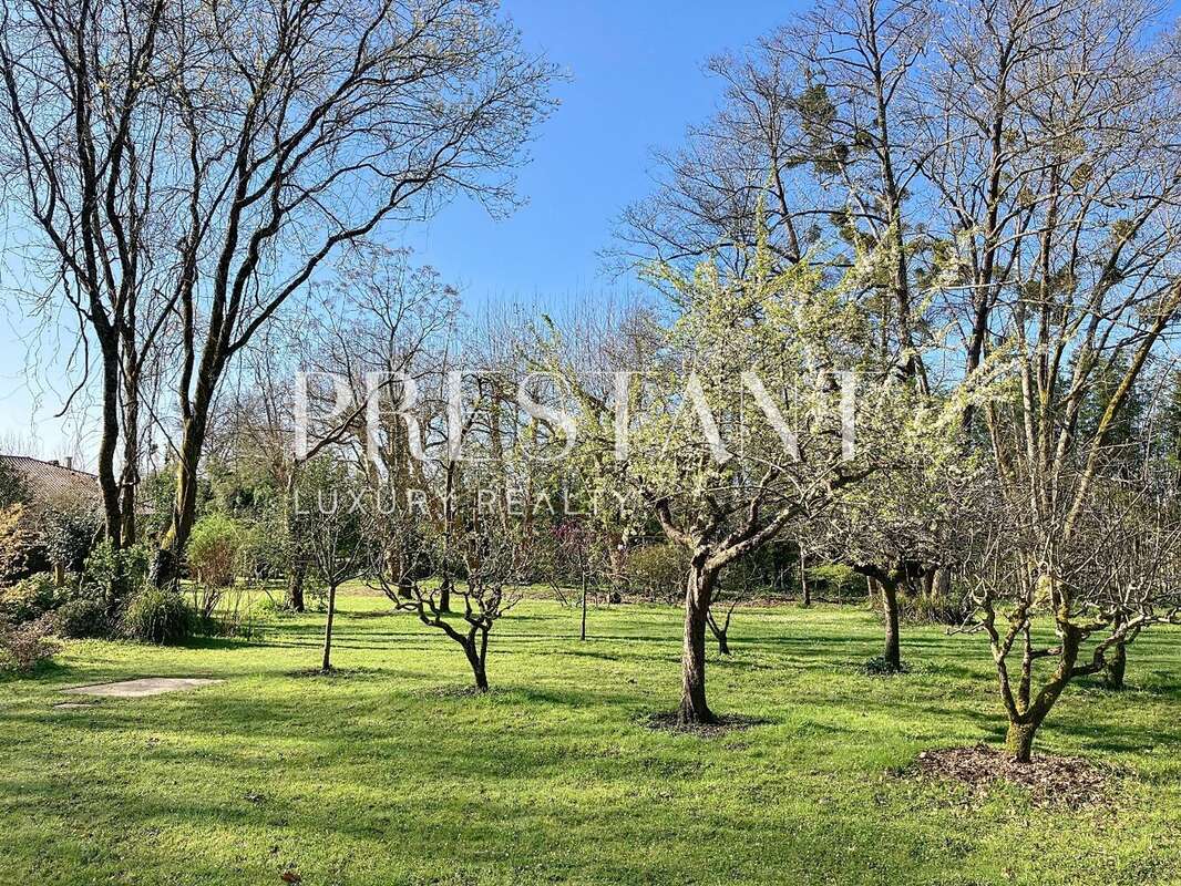 Maison à SAINT-LAURENT-DE-GOSSE