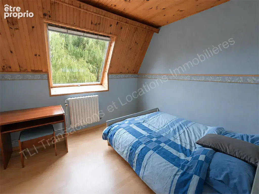 Maison individuelle de 140 m2 avec grand terrain et garage - photo 4