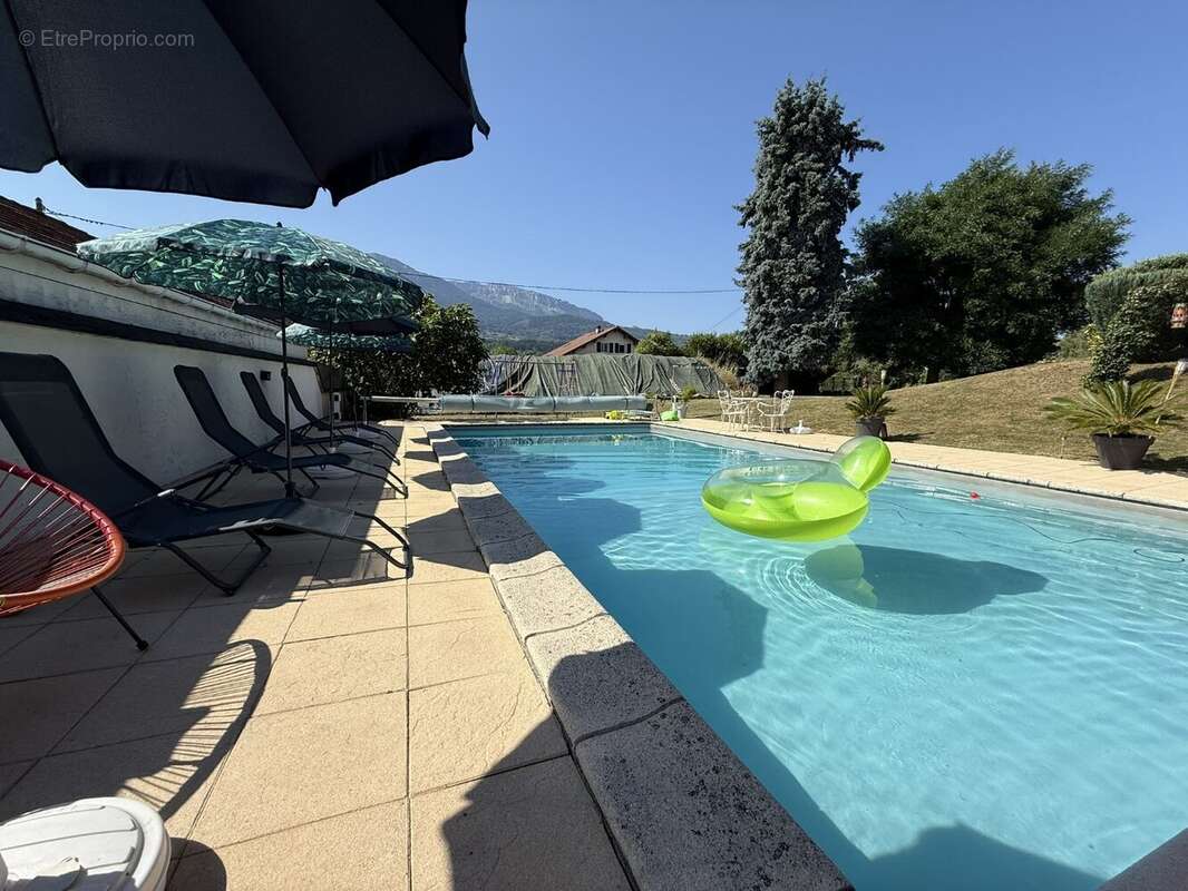 Maison à AMANCY