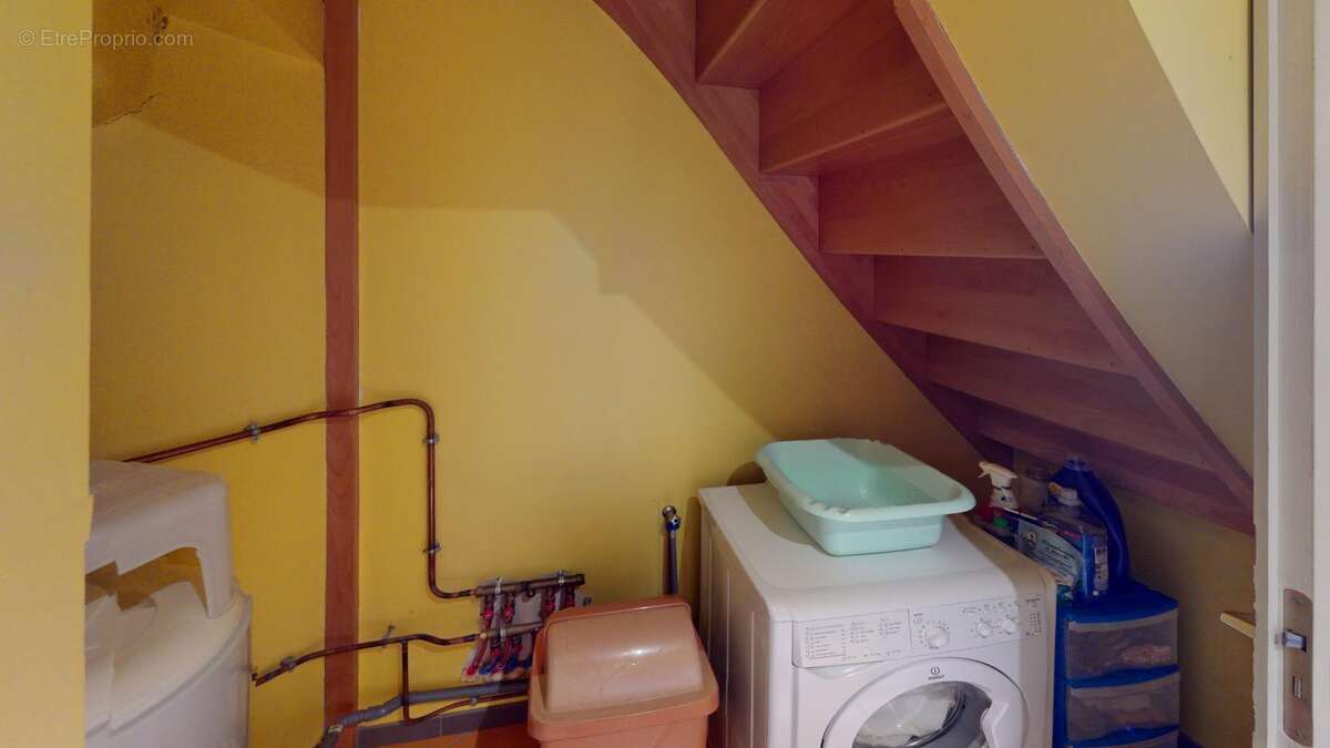 Maison à SAINT-SATUR