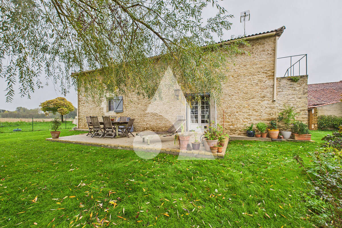 Maison à MAREUIL-SUR-LAY-DISSAIS