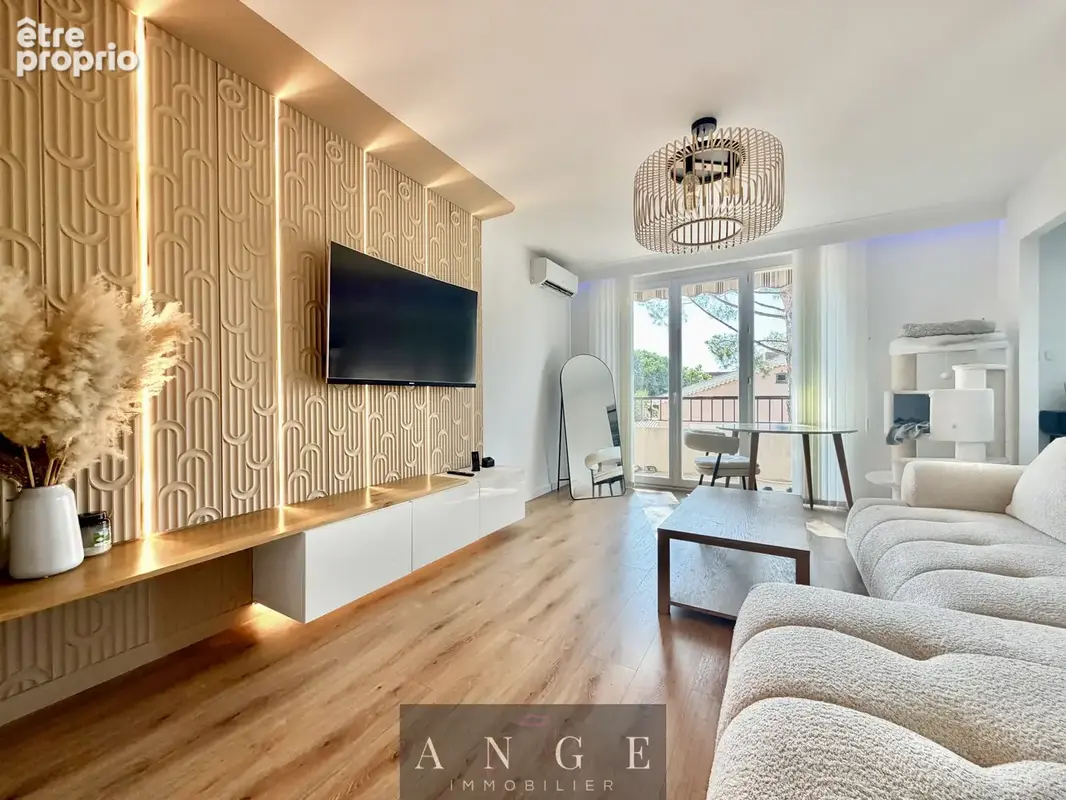 Appartement t4 - 70m2 - balcon - garage - cave - quartier claret / hôpital saint anne - photo 5