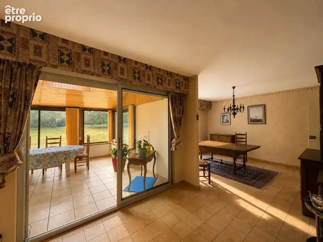 Maison 8 pièces 228 m² à vendre à La Roche-Derrien (22450) - photo 4
