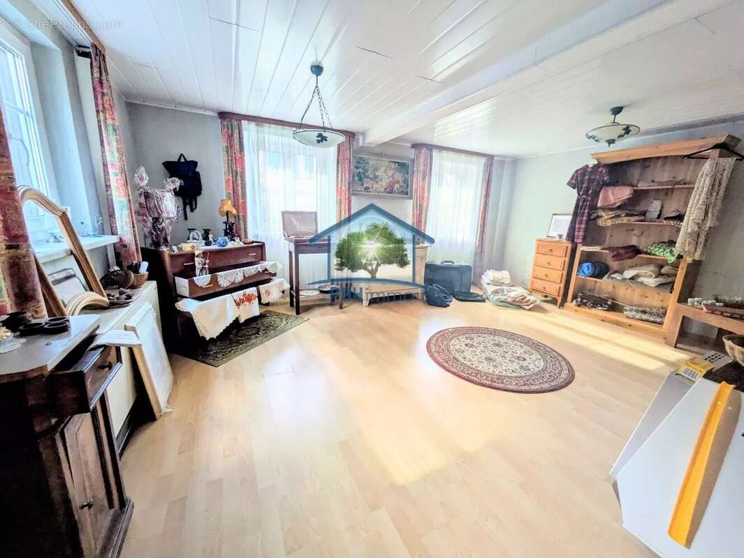 Maison à OBERMODERN-ZUTZENDORF