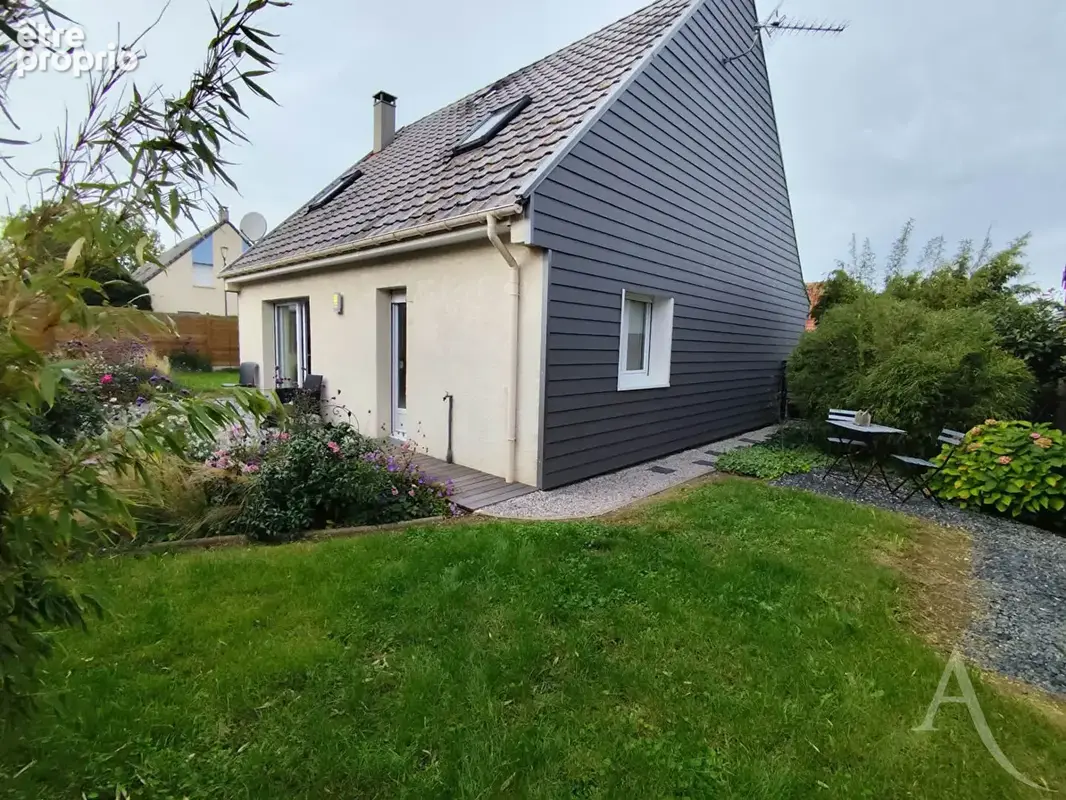 Maison à SAINT-MARTIN-AU-LAERT