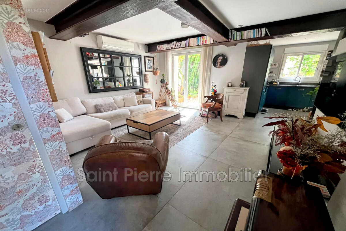 Maison à CAGNES-SUR-MER