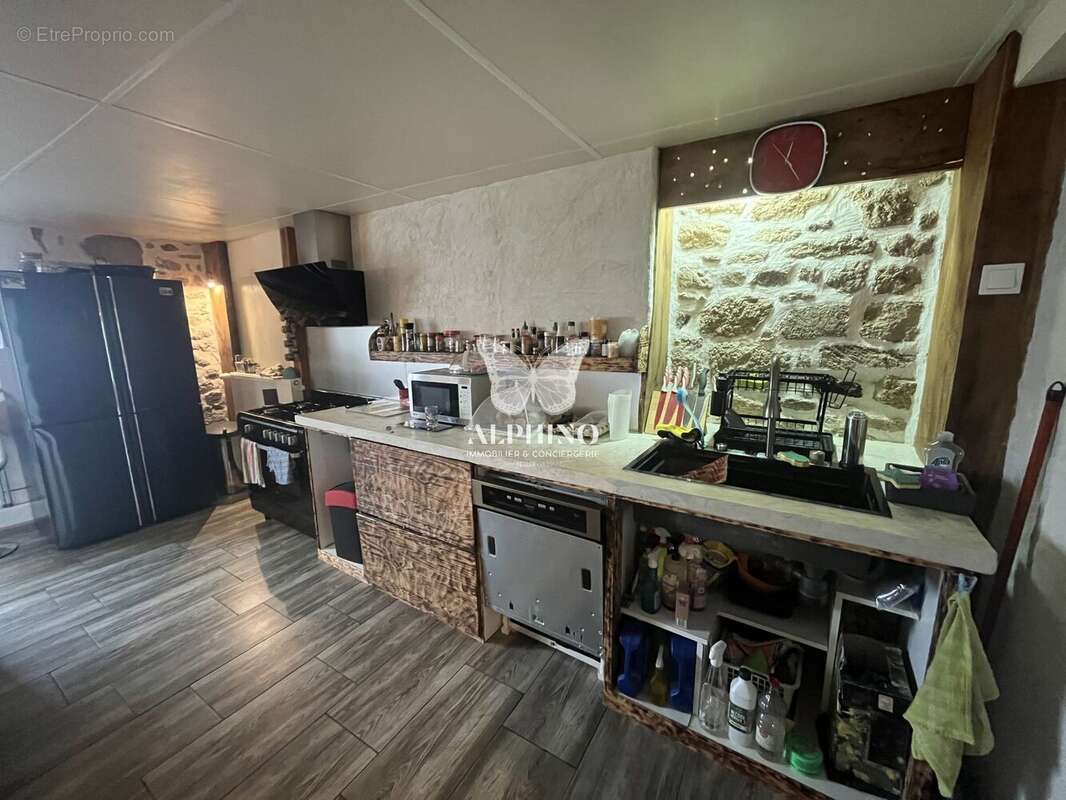 Maison à SAINTE-MARIE-DE-VAUX