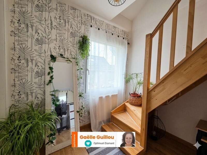 Maison à PLOUGOULM
