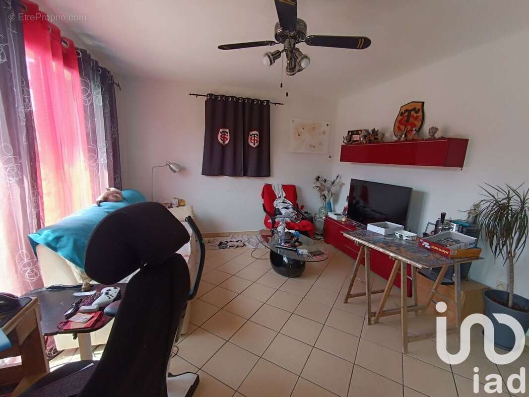 Photo 3 - Maison à SAINT-HILAIRE-DE-LUSIGNAN