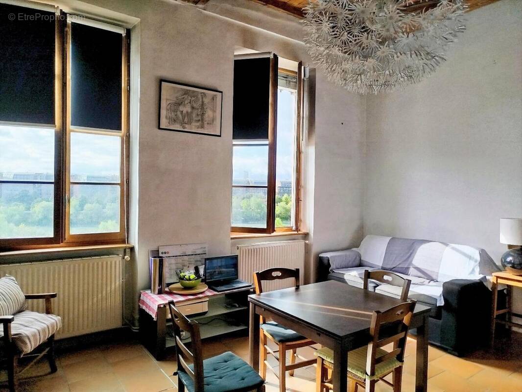   - Appartement à CALUIRE-ET-CUIRE