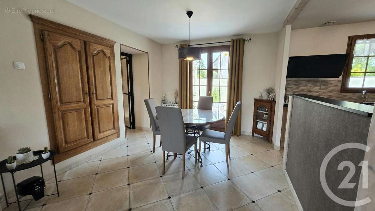 Maison à LABRUYERE