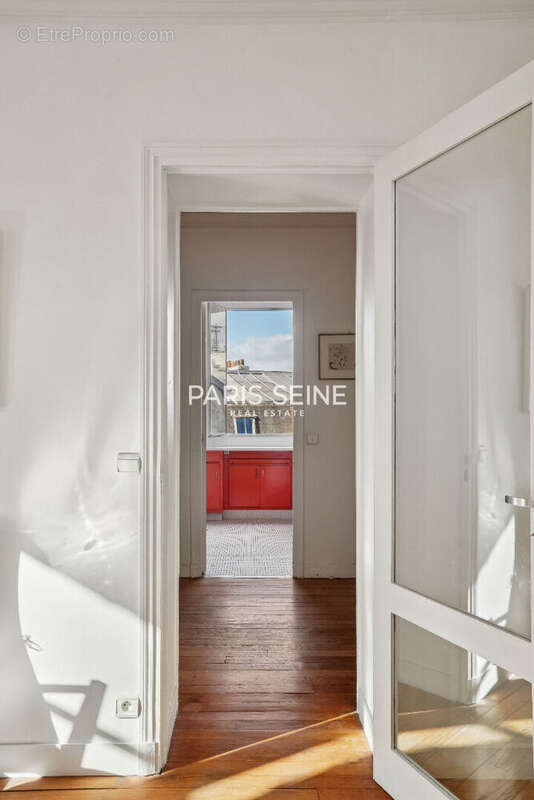Appartement à PARIS-6E