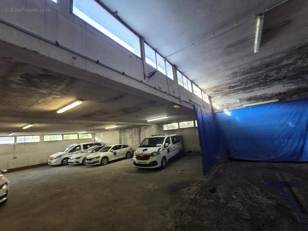 Commerce à BRIANCON