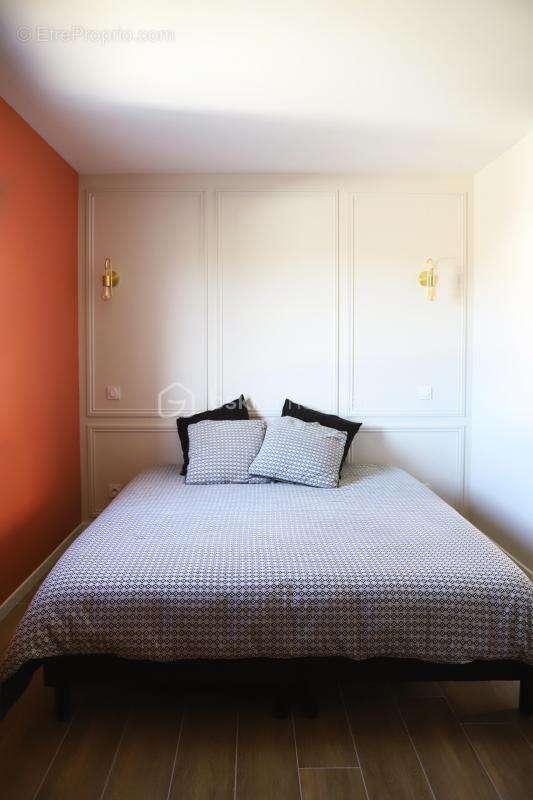 Maison à PONT-EVEQUE