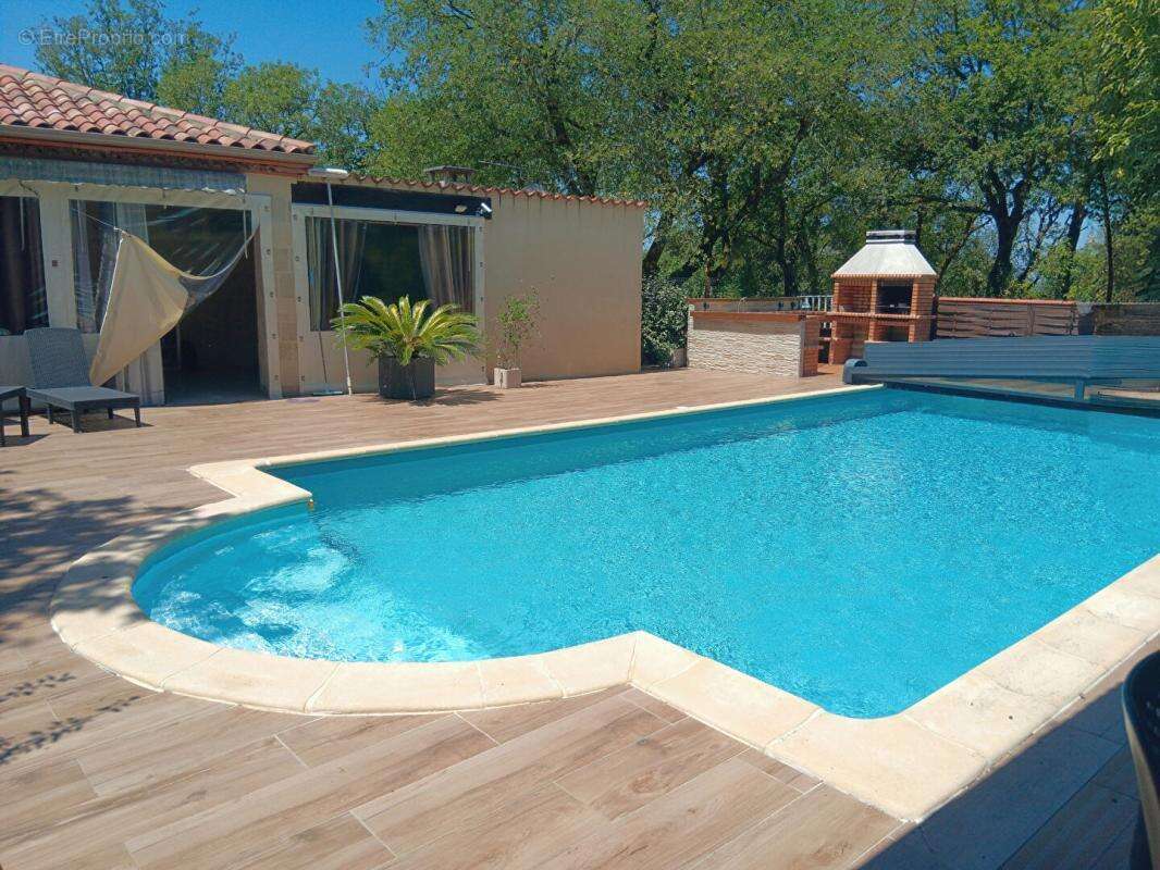 Crayssac 46150 Maison de plain-pied 215 m² terrain et piscine - photo 7