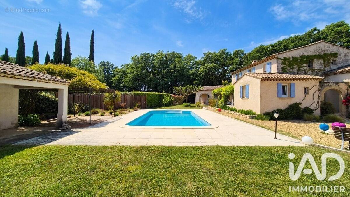 Photo 1 - Maison à SAINT-CANNAT
