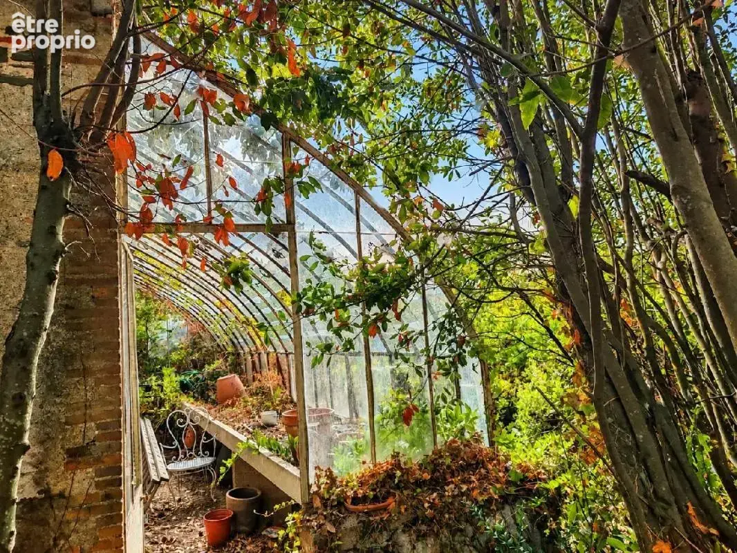 Proche du chêne - Demeure d'exception du XIX siècle - 550 m² - 12 chambres - dortoir - au coeur d'un parc de plus de 2ha avec ac - photo 12