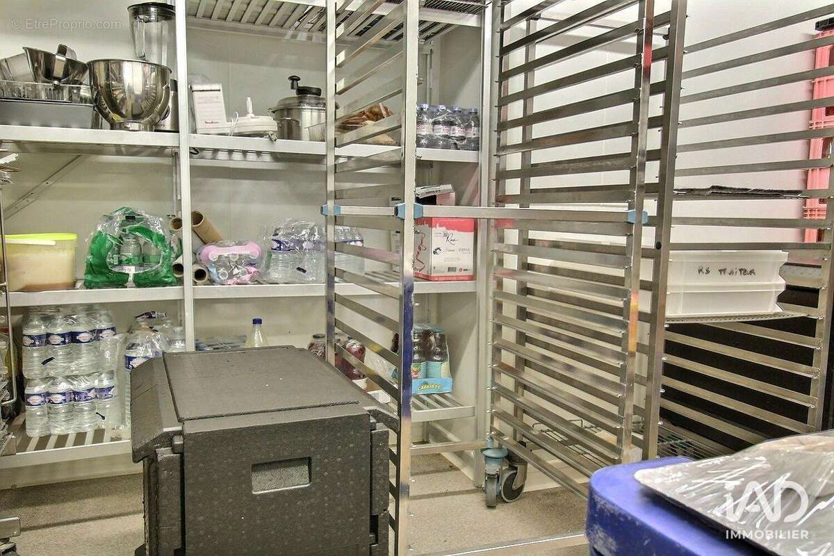 Photo 9 - Commerce à MIMET