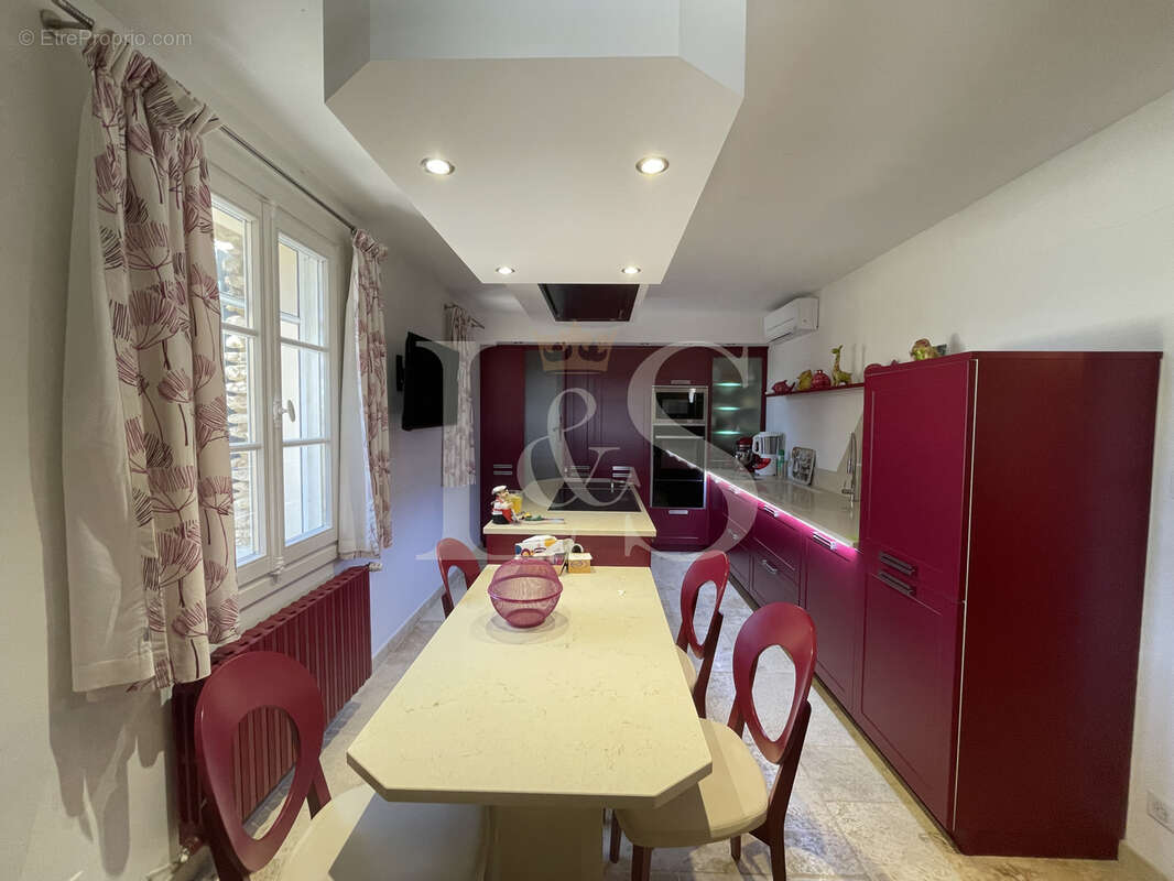 Maison à MALAUCENE