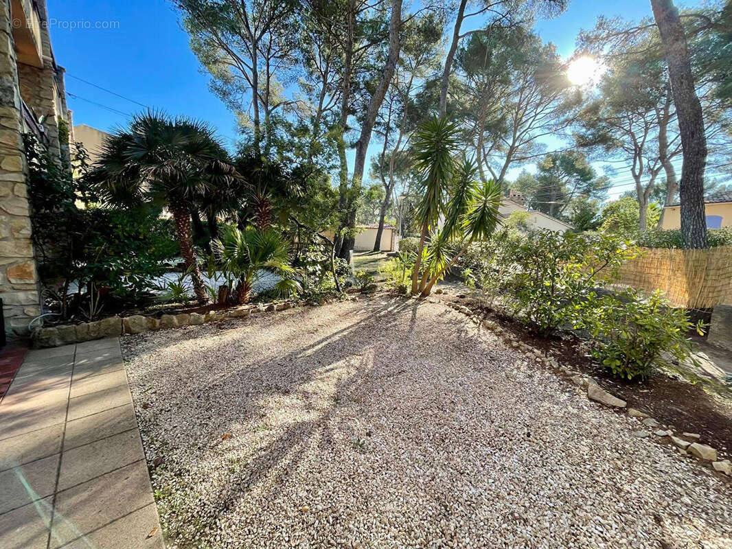 Appartement à SANARY-SUR-MER