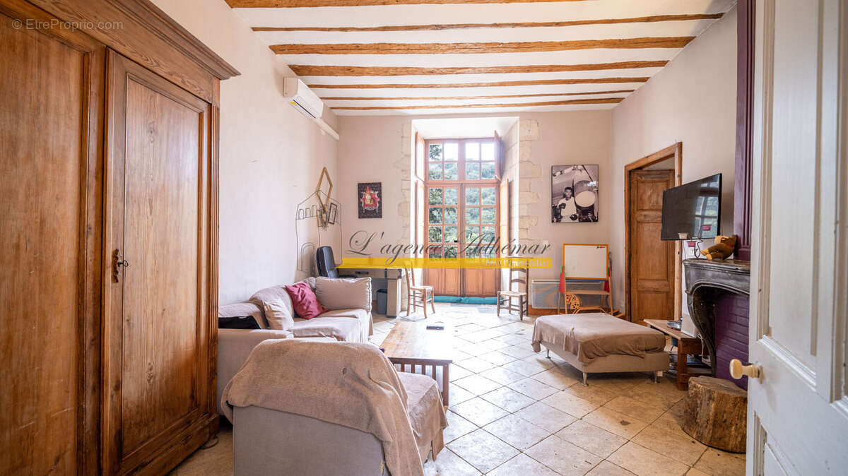 Maison à VIVIERS