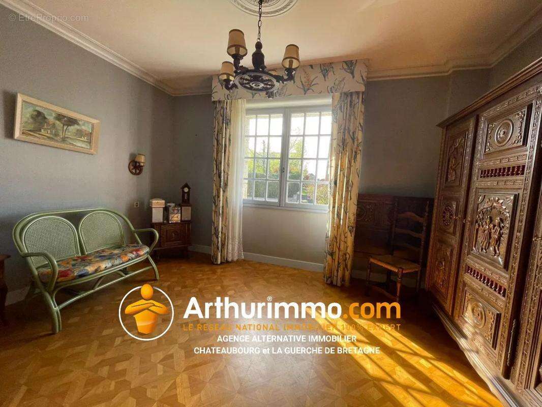 Maison à LA GUERCHE-DE-BRETAGNE