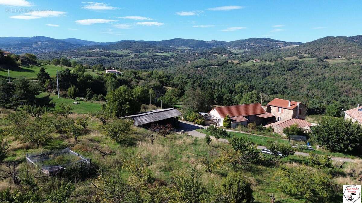 Maison à COLOMBIER-LE-VIEUX