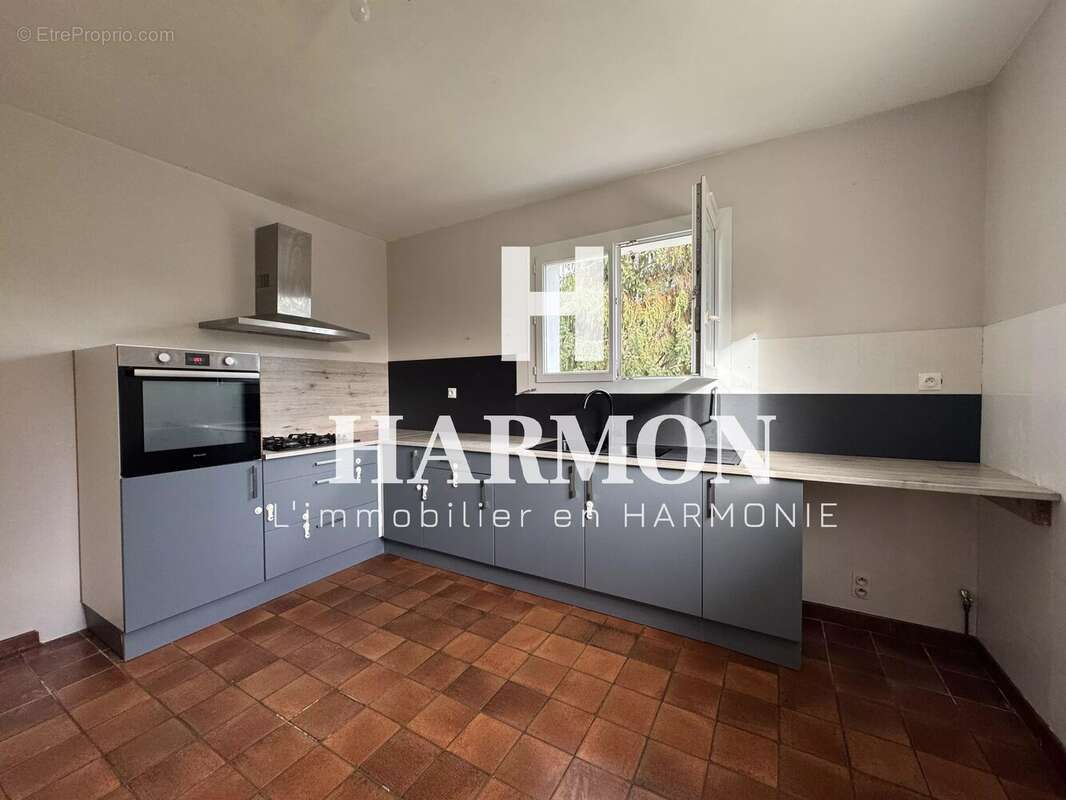 Harmon à vendre : maison sur un terrain de 4000 m2 à Morlanne ! - photo 4