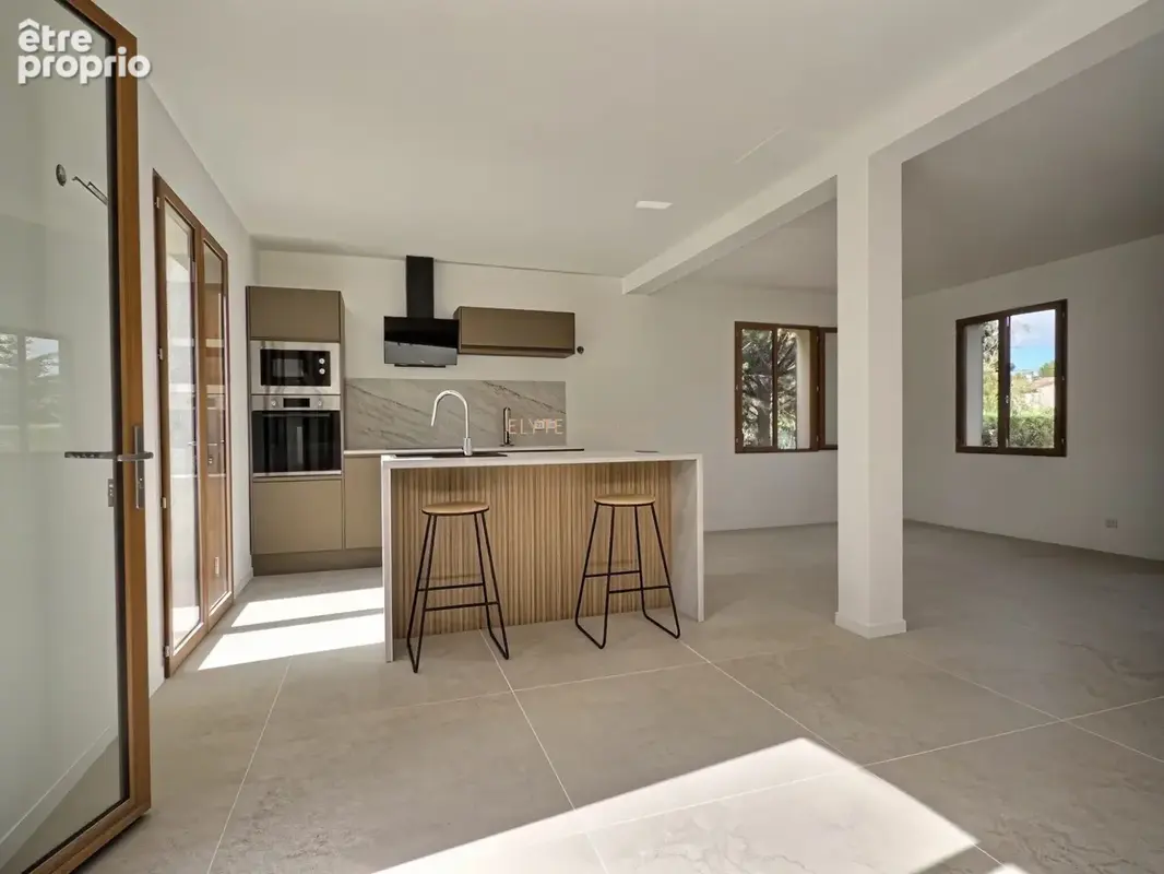 Maison 5 pièces 132 m² à vendre à Nans-Les-Pins (83860) - photo 5