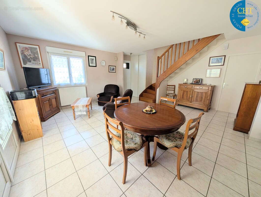 Maison familiale a treffendel (35380) avec cht immobilier - photo 2