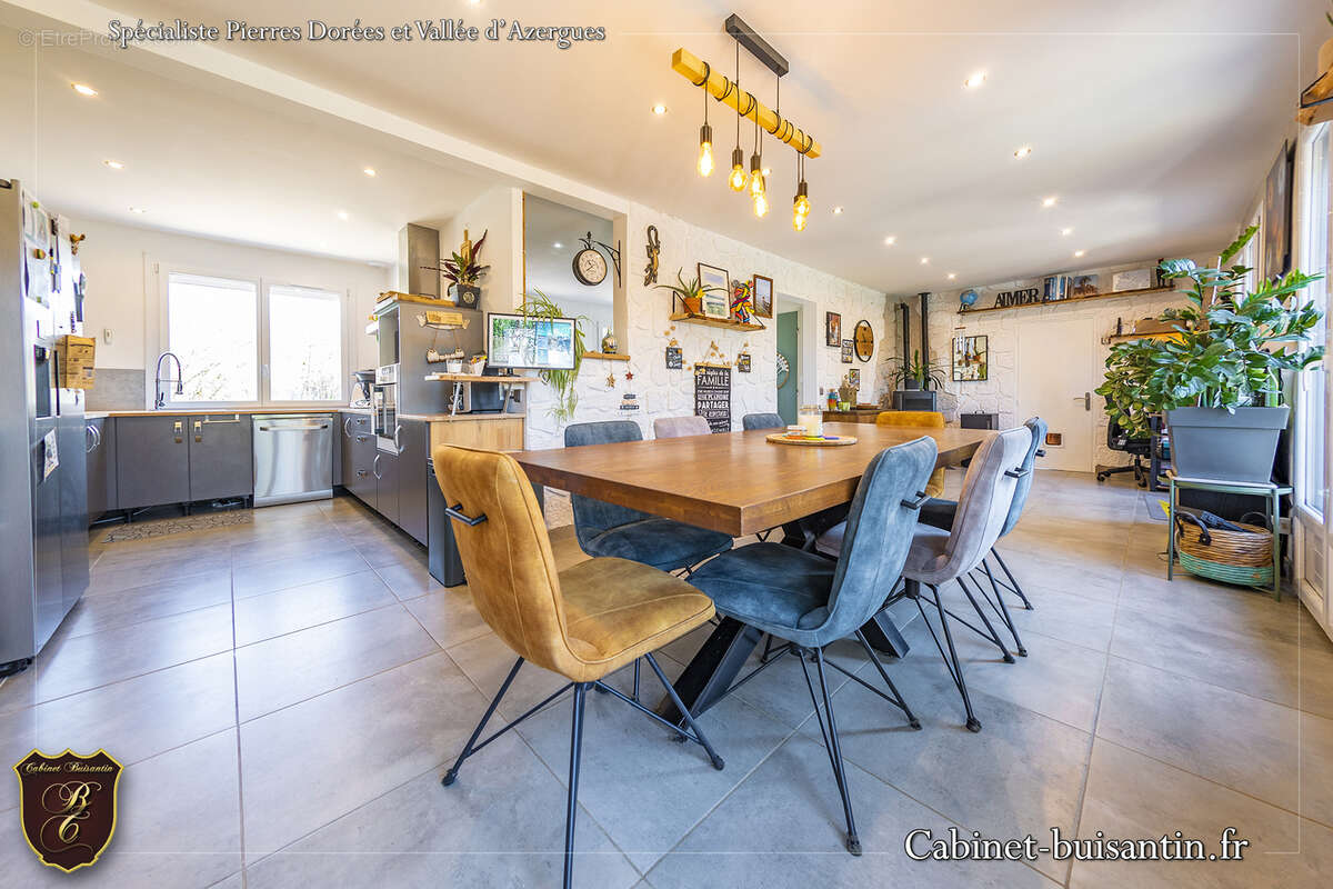 Maison à LE BOIS-D'OINGT