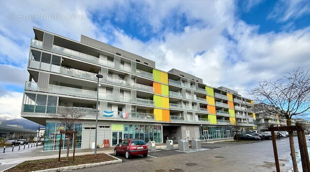 Appartement à SAINT-GENIS-POUILLY