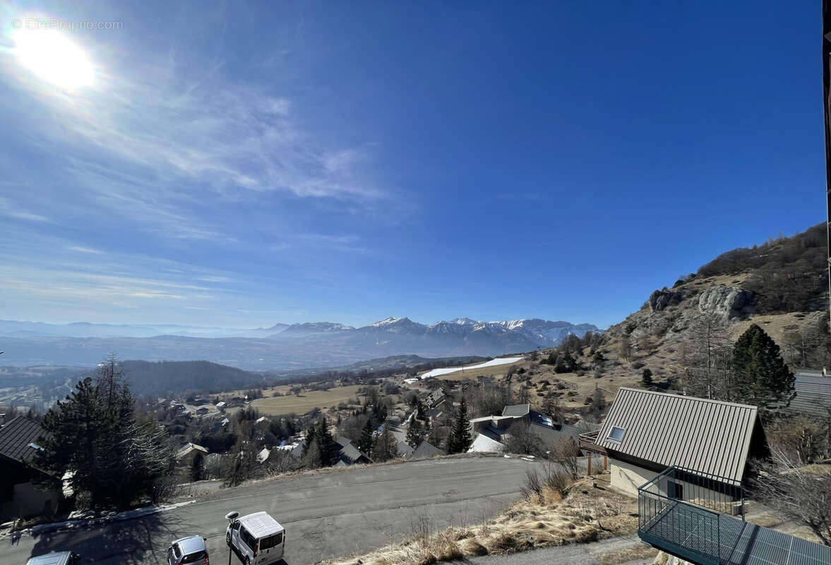 Appartement à SAINT-MICHEL-DE-CHAILLOL