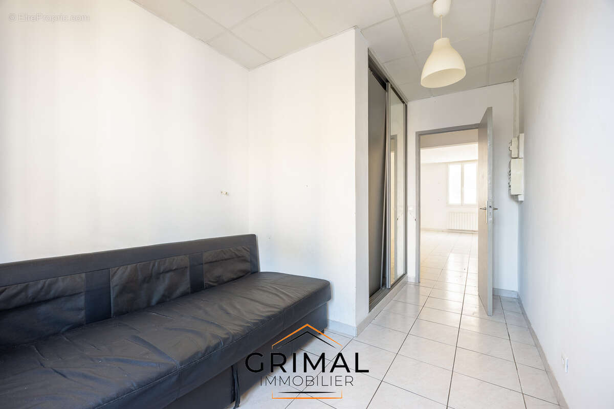 Appartement à MARSEILLE-6E
