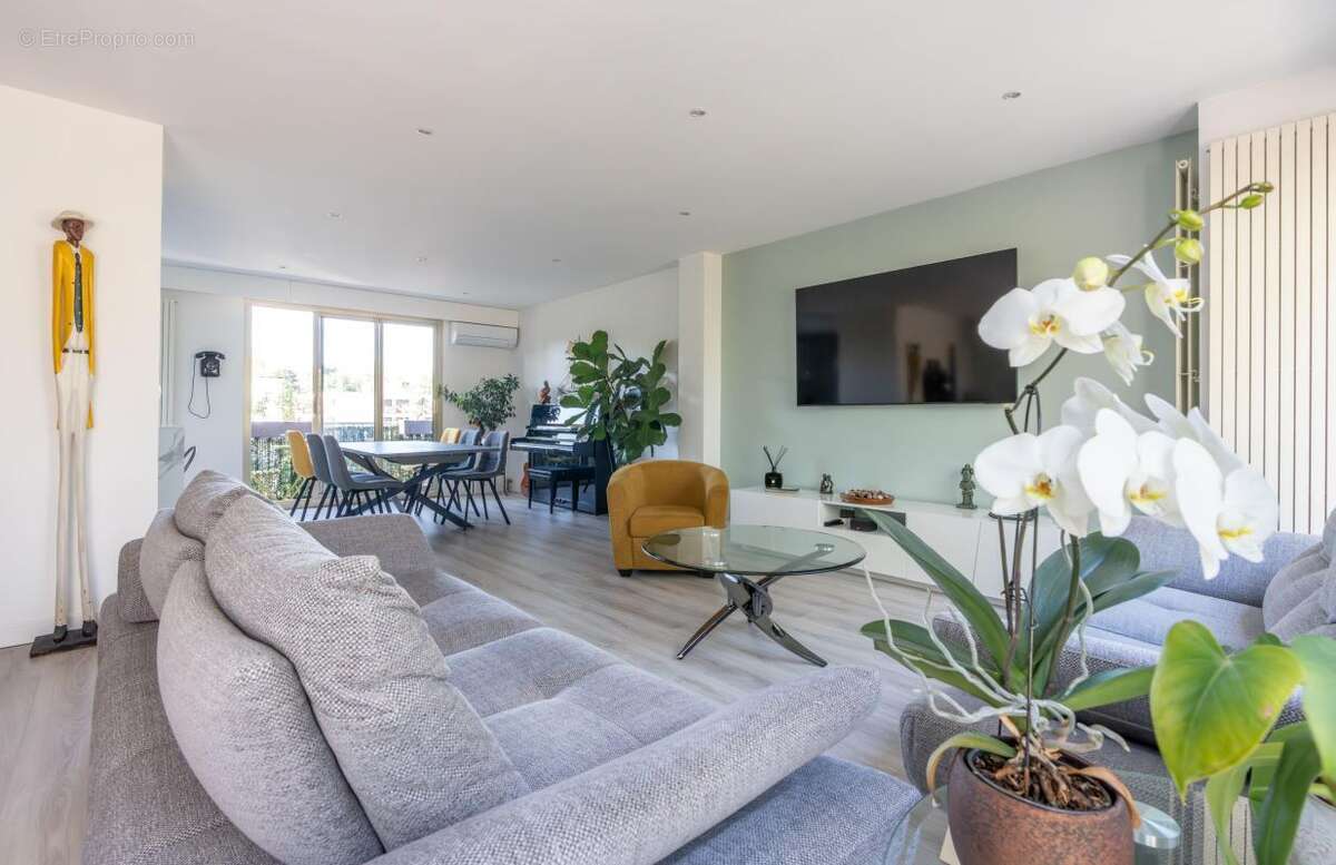 Appartement à SAINT-MAUR-DES-FOSSES