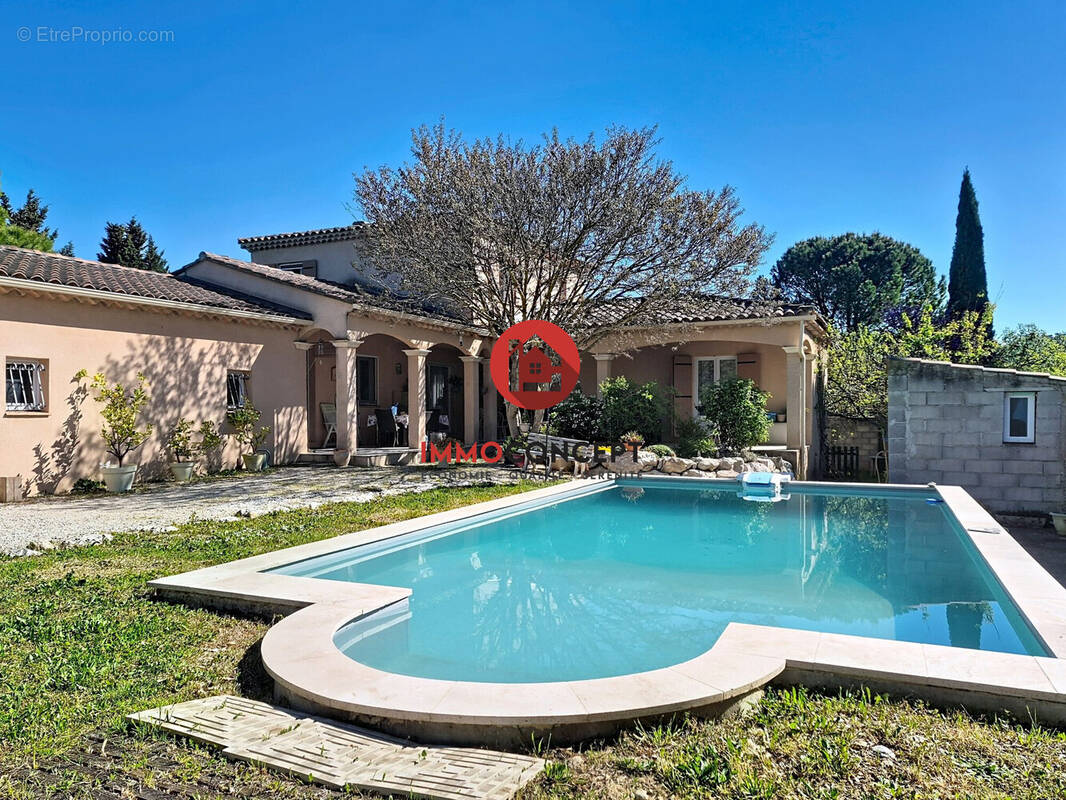 Maison à MONTFAUCON