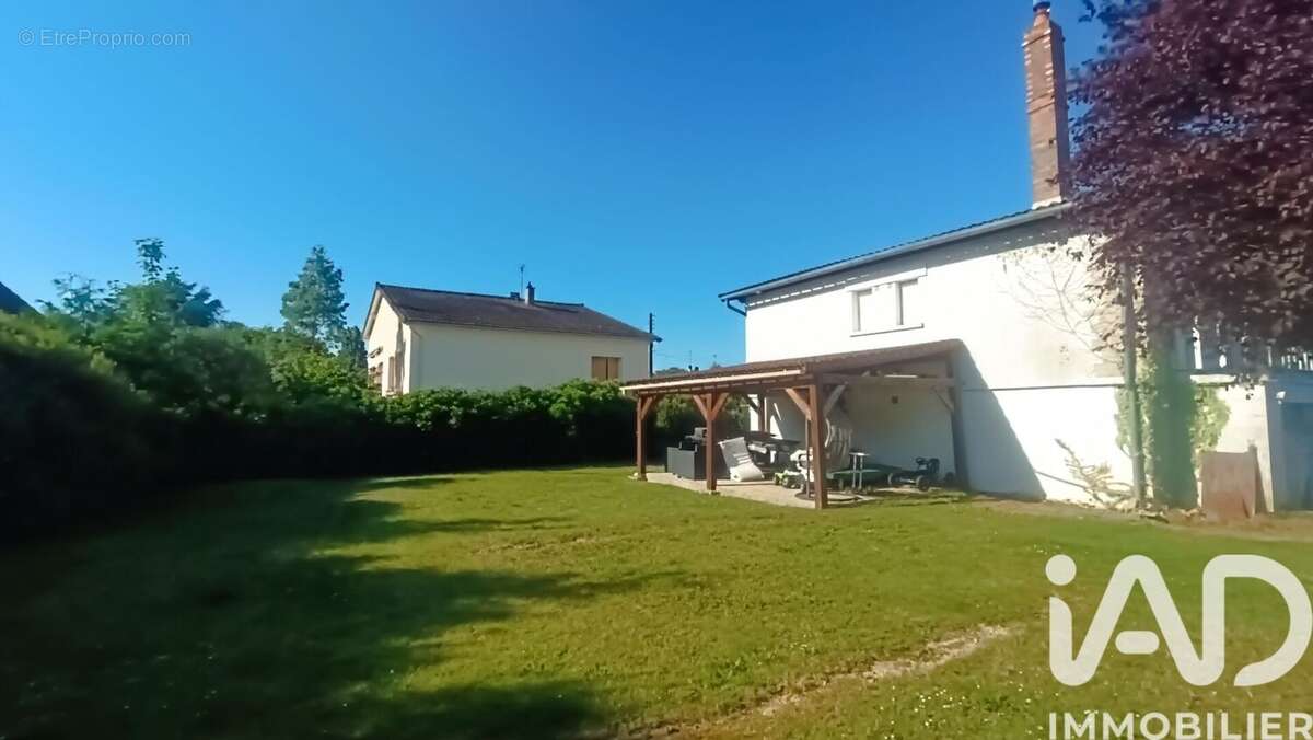 Maison 143 m² à Bonnard  - photo 3
