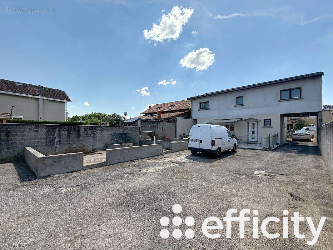 Maison à SAINT-PRIEST