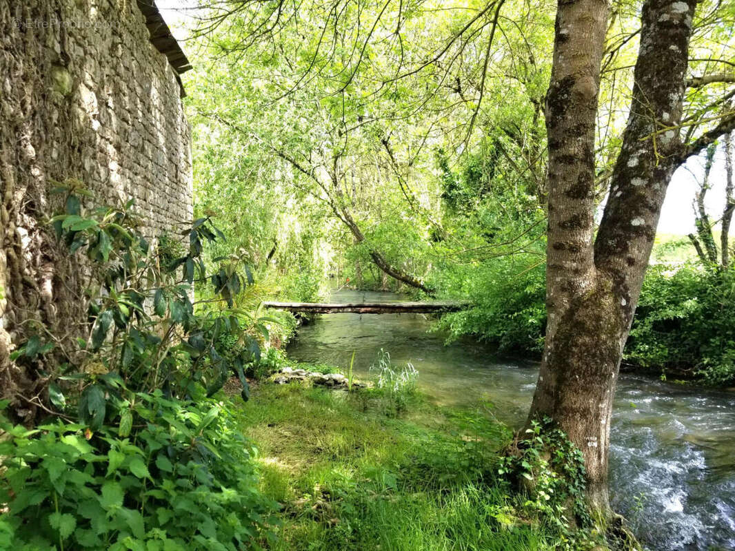 RIVER - Maison à LONDIGNY
