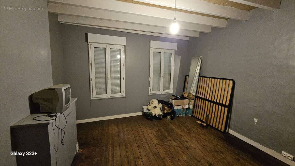 Appartement 145 m² à Niort  - photo 9