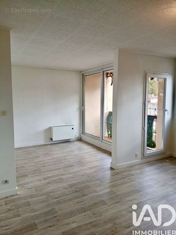 Photo 5 - Appartement à UNIEUX